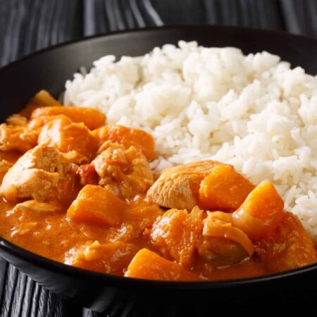 Domoda (National Peanut Stew)